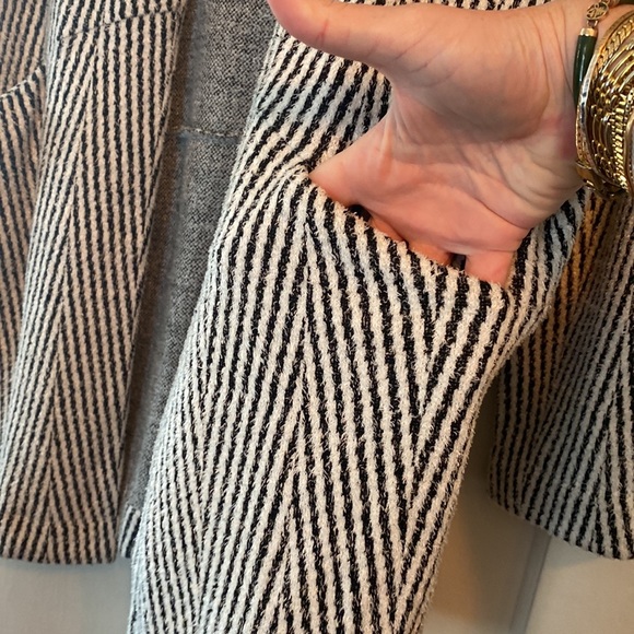 EXPRESS Black and white Jacket Size M - Picture 4 of 6